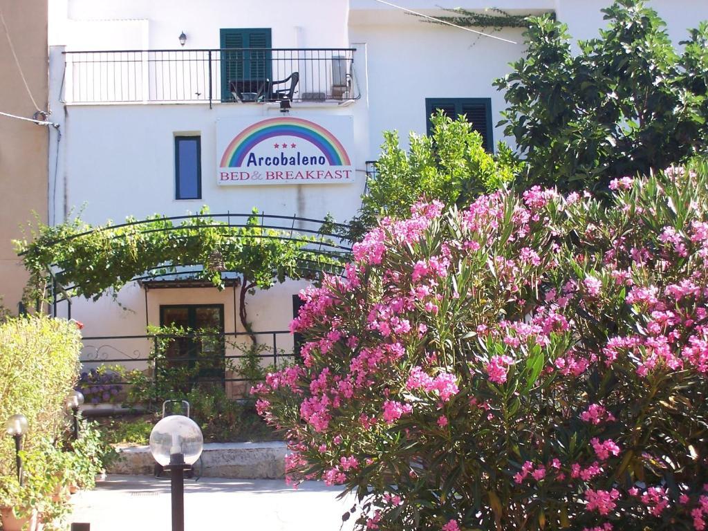 B&B Arcobaleno Cefalu Ngoại thất bức ảnh